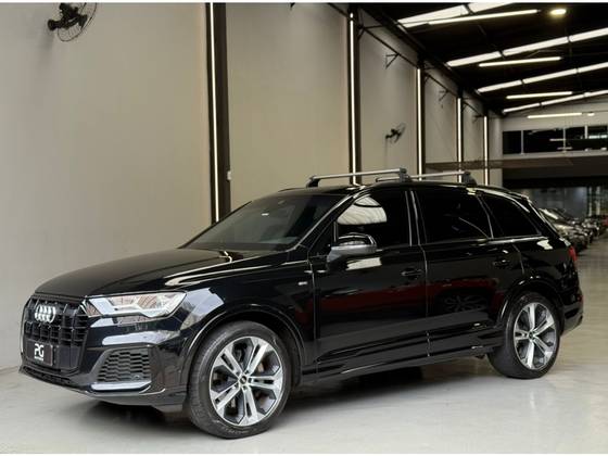 AUDI Q7 3.0 55 TFSI GASOLINA PERFORMANCE BLACK QUATTRO TIPTRONIC AUDI Q7 3.0 55 TFSI GASOLINA PERFORMANCE BLACK QUATTRO TIPTRONIC